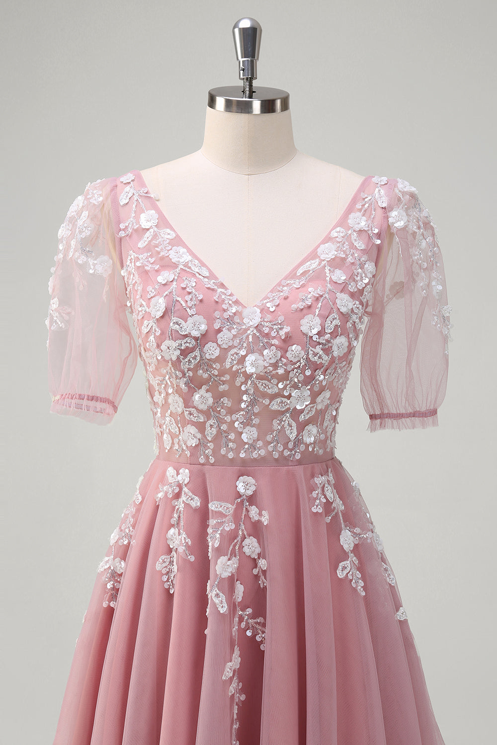 A Line V Neck Sequined Appliqued Tulle Blush Prom Dress with Short Sleeves - Image 4