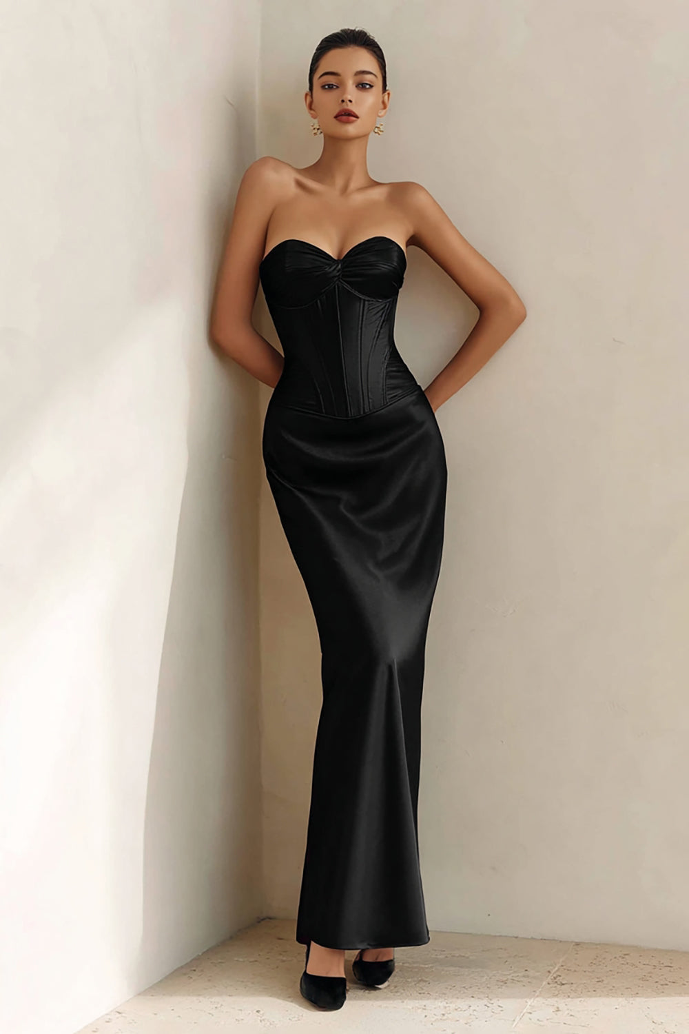 Sweetheart Corset Mermaid Black Tie Dress - Image 1