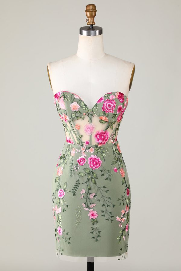 Sweetheart Black Mini Dress with Appliques - Image 7