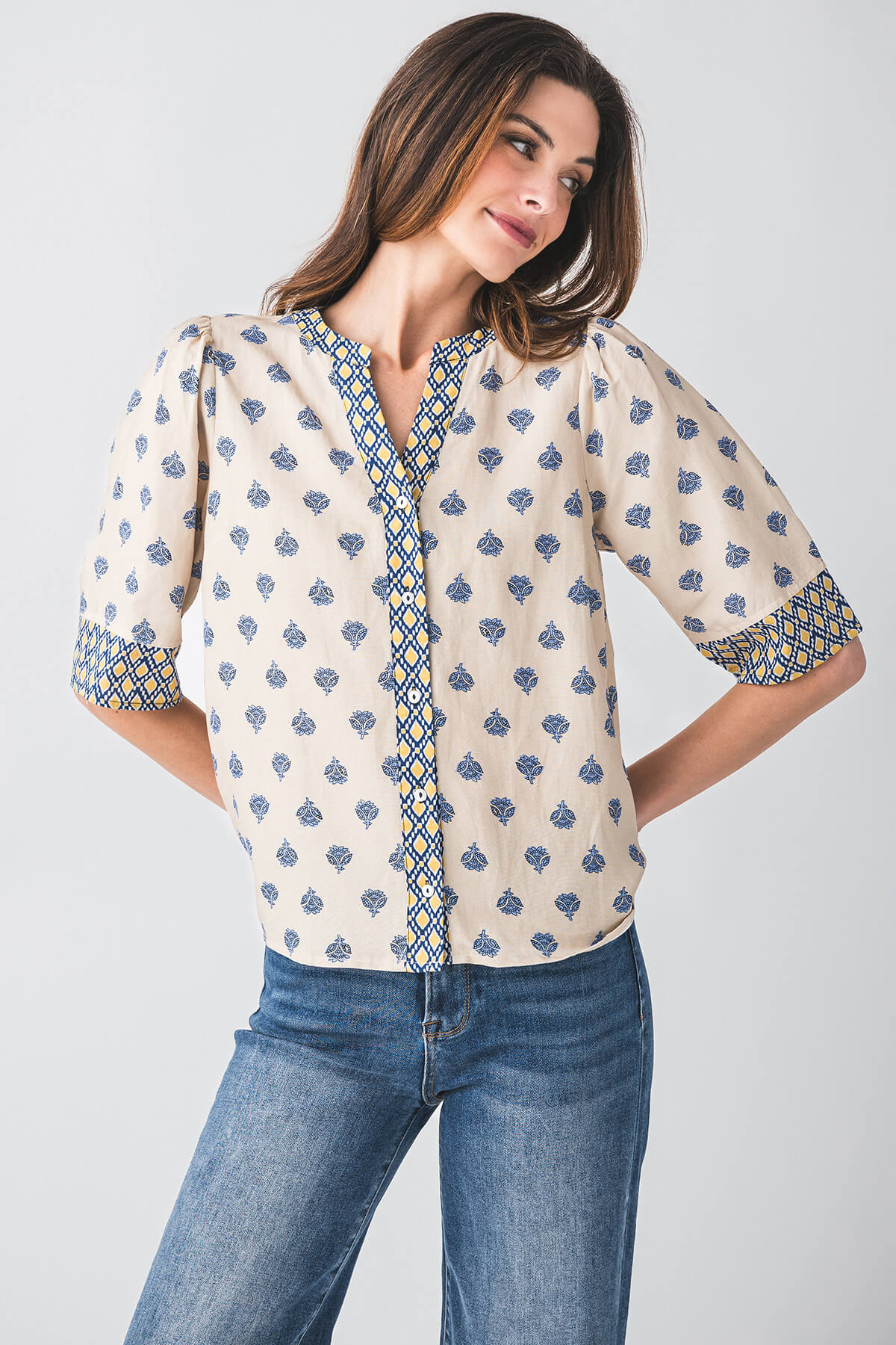 Floral Contrast Print Details Button-up Top - Image 3